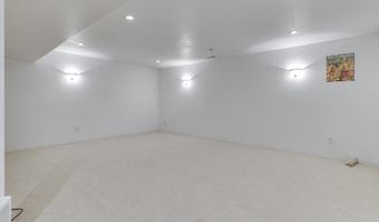944 Angus Ln, Indianapolis, IN 46217