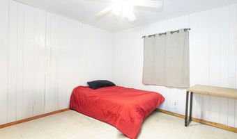 1043 NE 20th St, Belle Glade, FL 33430