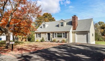 17 Alan Ave, Danbury, CT 06811