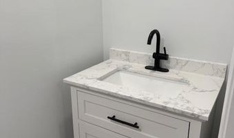 5623 GLENWOOD MEWS Dr, Alexandria, VA 22315