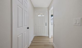 11312 Dan Dr, Armona, CA 93202
