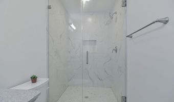 2016 SPRING GROVE Dr, Accokeek, MD 20607