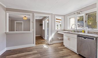 2058 N Belfast Ave, Augusta, ME 04330