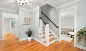 42 E Lantern Rd, Lincoln, RI 02865