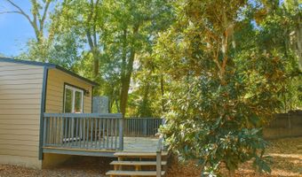 174 James St, Beaufort, SC 29902