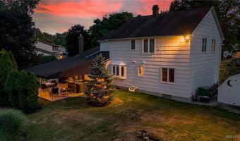 230 Schimwood Ct, Amherst, NY 14068