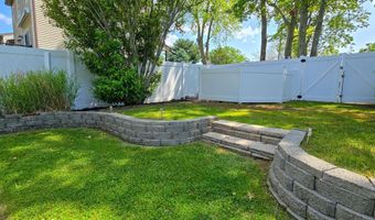 1 Lafayette Ct, Barnegat, NJ 08005