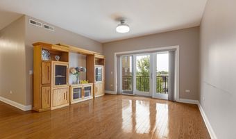 1210 N Foxdale Dr 2-213, Addison, IL 60101