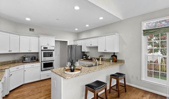 43478 GOLDEN MEADOW Cir, Ashburn, VA 20147