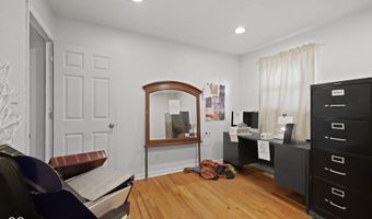 9 Kiefer Ct, Beech Grove, IN 46107