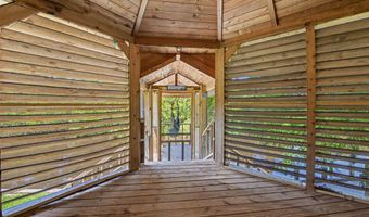 15 Wisteria Ct, Bay St. Louis, MS 39520