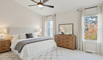 44027 GALA Cir, Ashburn, VA 20147