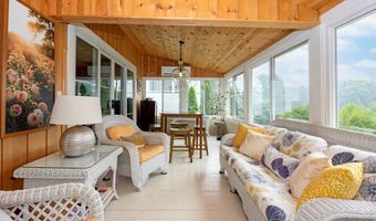 859 Country Club Ln, Ashland, OH 44805