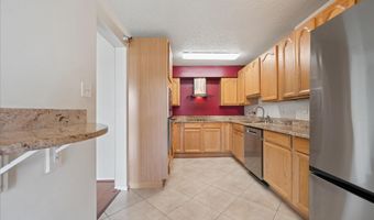 7401 WESTLAKE Ter 607, Bethesda, MD 20817