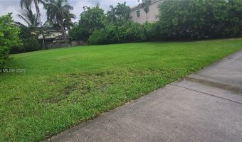 1361 96 St, Bay Harbor Islands, FL 33154