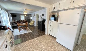 402 S Clark St, Bassett, NE 68714