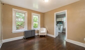 421 N 6th St Apt.2, Allentown, PA 18102