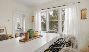 9 Pleasant St, Bath, ME 04530