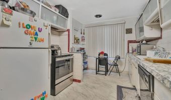 4028 Ledgewood Dr, Cincinnati, OH 45229