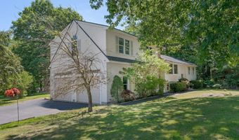 836 Old Post Rd, Arundel, ME 04046