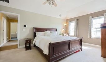 1010 Oakhill Ave, Attleboro, MA 02703