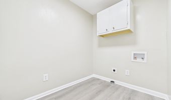 2126 Tartan Rd, Anderson, IN 46012