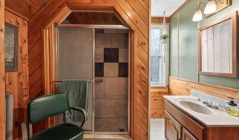 87 School St, Ahmeek, MI 49901