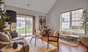 44357 OAKMONT MANOR Sq, Ashburn, VA 20147