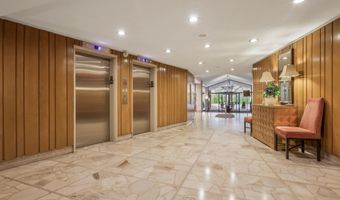 1200 N NASH St 811, Arlington, VA 22209