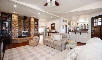 1560 Pinto Dr, Angels Camp, CA 95222