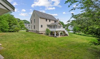 60 Lady Slipper Ln, Chester, NH 03036