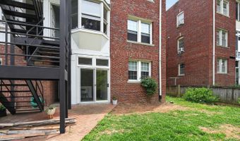 2520 41ST St NW, Washington, DC 20007