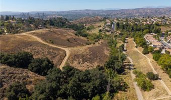 7520 E Toyon Ln, Anaheim, CA 92808