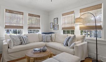 145 Bay View Ct, Bay St. Louis, MS 39520