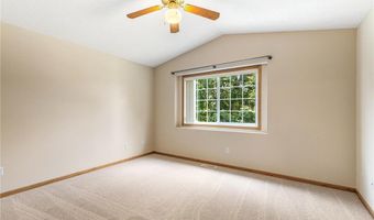 6414 158th St W 201, Apple Valley, MN 55124