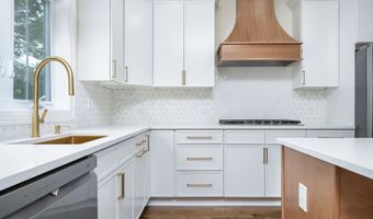 12 Verville Rd, Avon, CT 06001