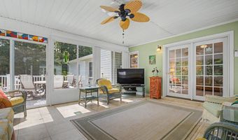 816 BOATSWAIN Way, Annapolis, MD 21401