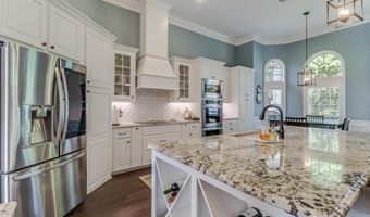 418 Carmargue Ln, Biloxi, MS 39531