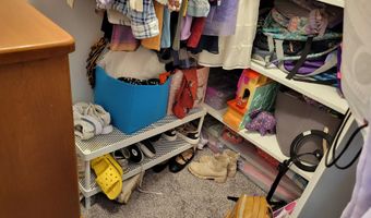 128 E Montford Ave, Ada, OH 45810