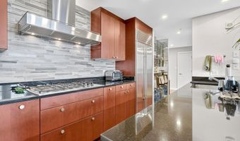 6820 WISCONSIN Ave 4006, Bethesda, MD 20815