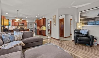 4027 E GLORY Ln, Appleton, WI 54913