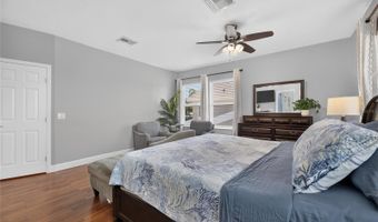 5216 POINT HARBOR Ln, Apollo Beach, FL 33572