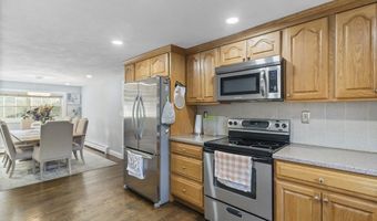 3 Primrose Rd, Billerica, MA 01821