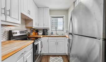 509 University Ave 1001, Honolulu, HI 96826