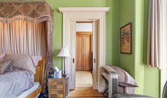 106 E CHASE St, Baltimore, MD 21202