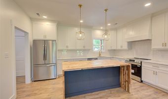 408 Edgewood Dr, Belton, SC 29627