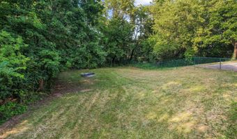 4055 Pontiac Trl, Ann Arbor, MI 48105