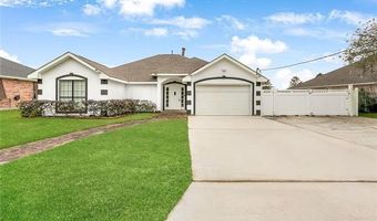203 WILSON St, Belle Chasse, LA 70037