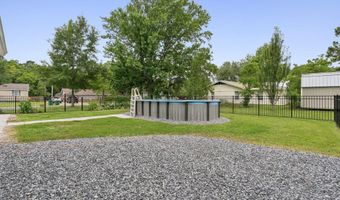 27 Chantilly Ter, Bay St. Louis, MS 39520
