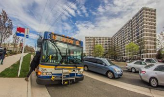 4600 DUKE St 432, Alexandria, VA 22304